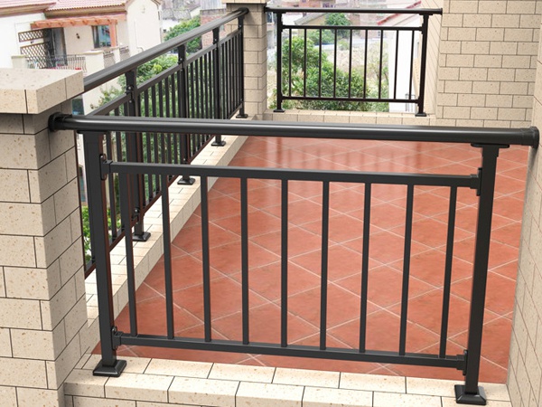別墅陽臺(tái)護(hù)欄