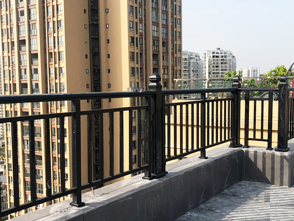 陽臺欄桿材質(zhì)有哪些？