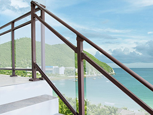 別墅玻璃樓梯扶手