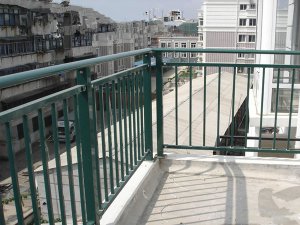 陽臺(tái)護(hù)欄的款式有哪些？