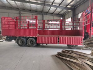 金用護(hù)欄2020年8月25日鋅鋼百葉窗發(fā)貨！