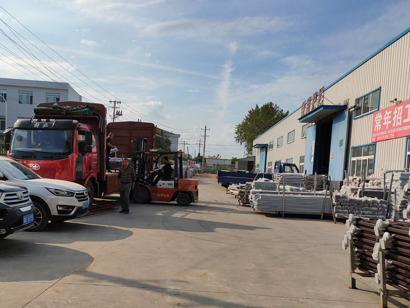 金用護欄2020年9月28日鋅鋼護窗欄桿發貨！