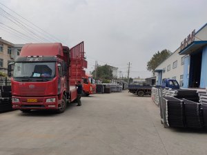 金用護欄2020年10月27日上午鋅鋼飄窗欄桿發貨！