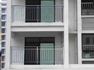 為什么大家選擇鋅鋼護欄？