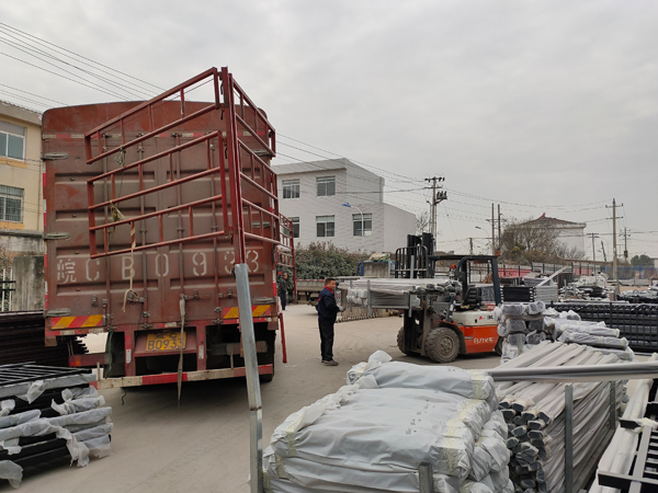 金用護欄2020年12月24日鋅鋼陽臺護欄發貨！