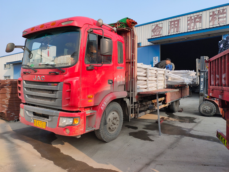 金用護欄2020年12月28日鋅鋼陽臺護欄發貨！