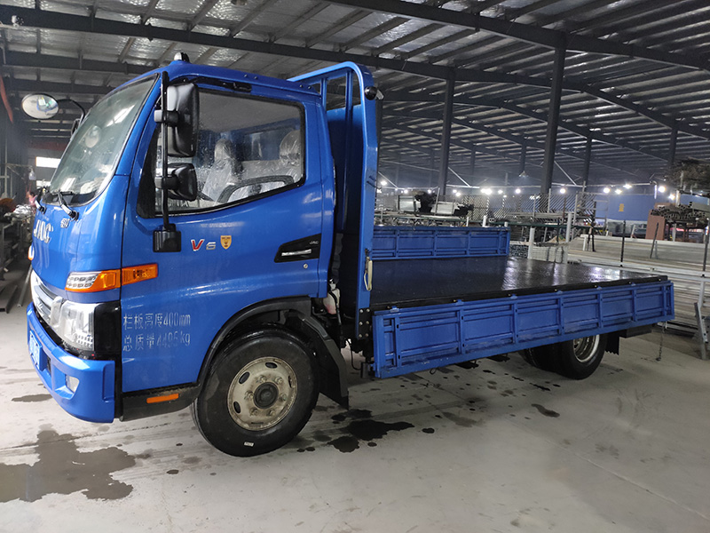 金用護欄2021年3月8日鋅鋼飄窗護欄發貨！