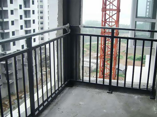 陽臺欄桿怎么選擇？