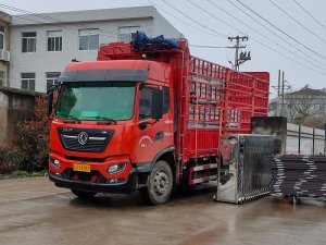 金用護(hù)欄2021年3月20日鋅鋼陽臺(tái)護(hù)欄發(fā)貨！