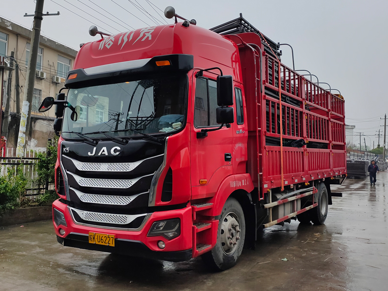 金用護欄2021年4月7日鋅鋼護窗欄桿發貨！