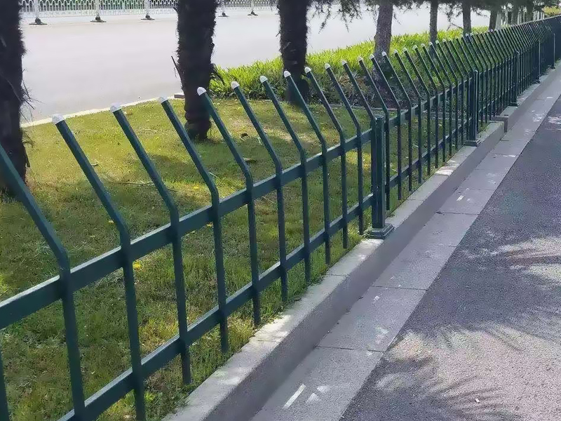 綠化護(hù)欄尺寸規(guī)格