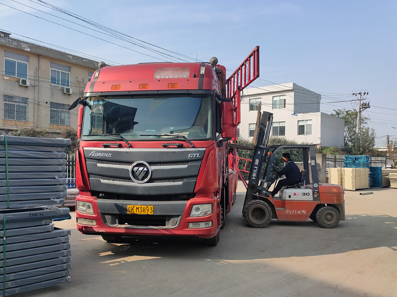 金用護欄2021年11月26日鋅鋼陽臺護欄發貨！