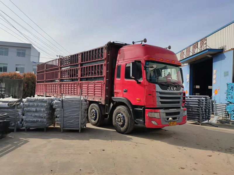 金用護(hù)欄2022年3月24日鋅鋼護(hù)窗欄桿裝車(chē)發(fā)貨！