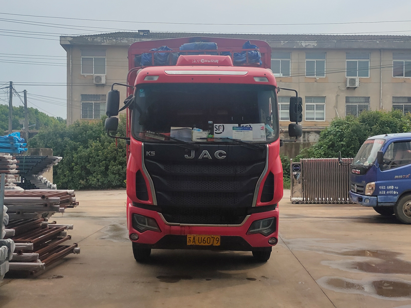 2023年6月29日鋅鋼飄窗護(hù)欄裝車發(fā)貨！