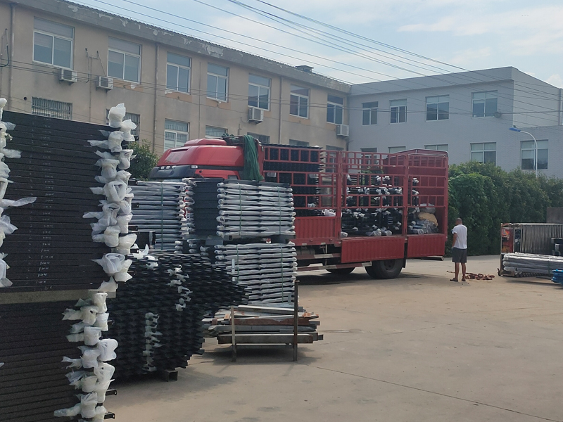 2023年7月11日鋅鋼圍墻護欄裝車發貨！