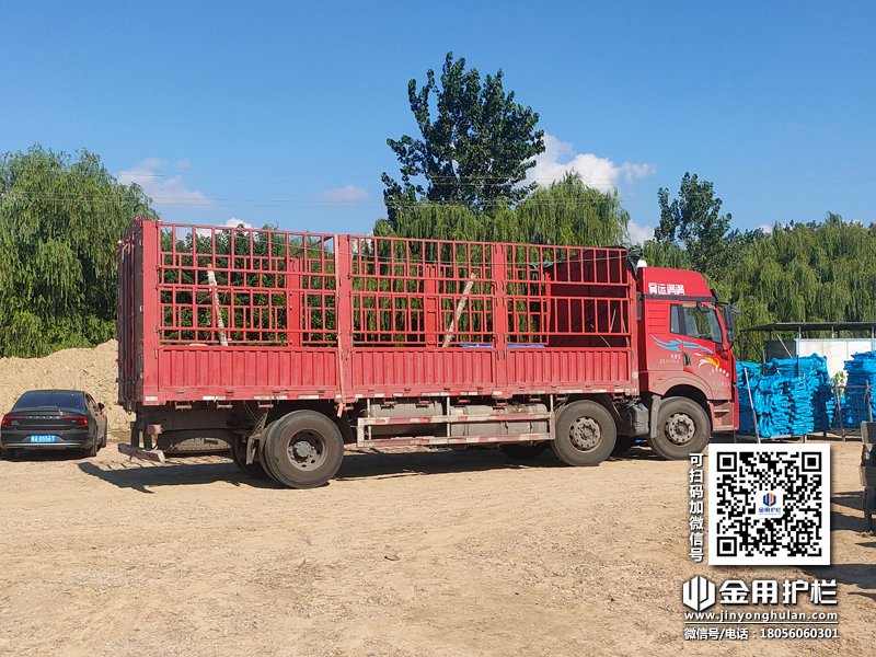 2023年8月9日鋅鋼百葉窗裝車發貨! 2023年8月9日鋅鋼百葉窗裝車發貨!