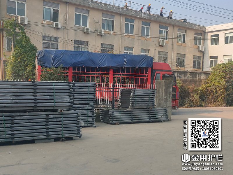 2023年10月19日鋅鋼百葉窗裝車(chē)發(fā)貨! 2023年10月19日鋅鋼百葉窗裝車(chē)發(fā)貨!