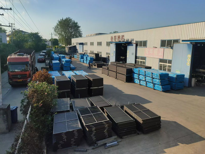 2024年9月10日鋅鋼圍墻護(hù)欄裝車發(fā)貨！