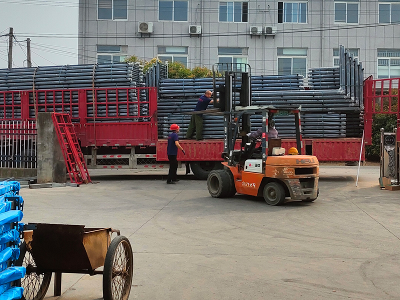 2025年4月22日鋅鋼陽臺欄桿裝車發貨！