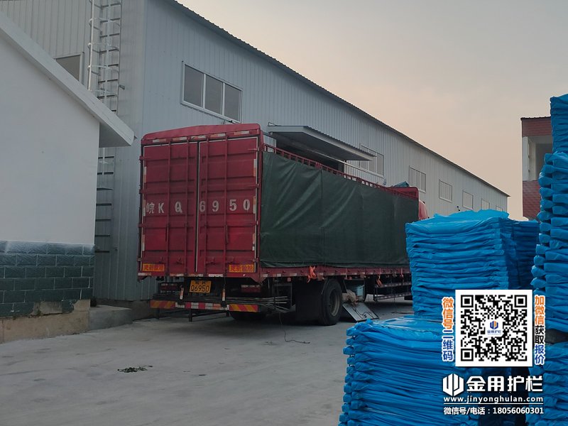 2025年7月14日鋅鋼陽臺護欄裝車發貨！